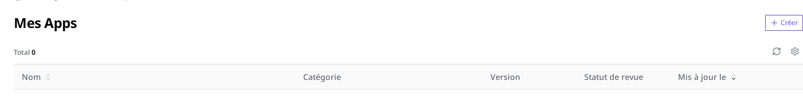 Écran de la liste My App. On y voit les colonnes nom, catégorie, version, statut de vérification et date de modification (chaque application mise en ligne s'empile ligne par ligne dans cette liste)