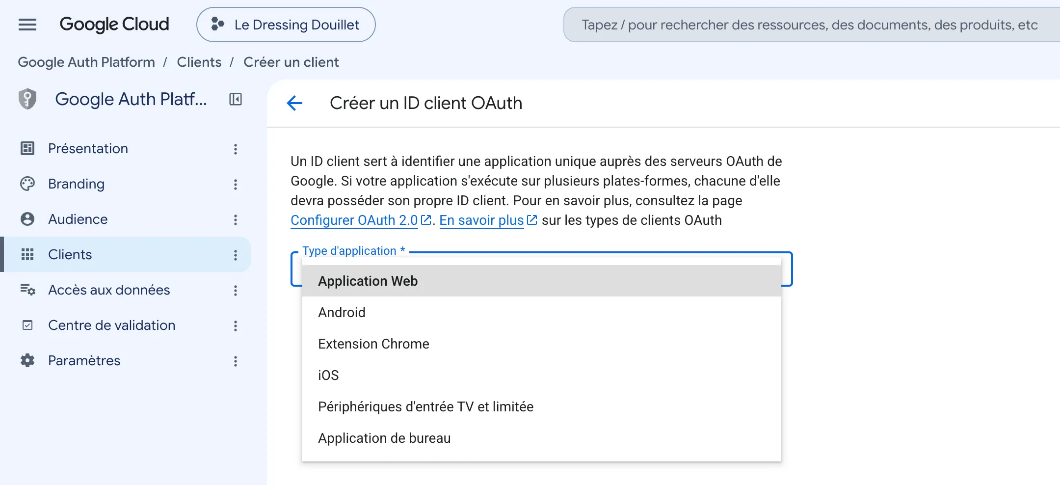 La liste déroulante Type d'application est ouverte et montre six types, dont Application Web