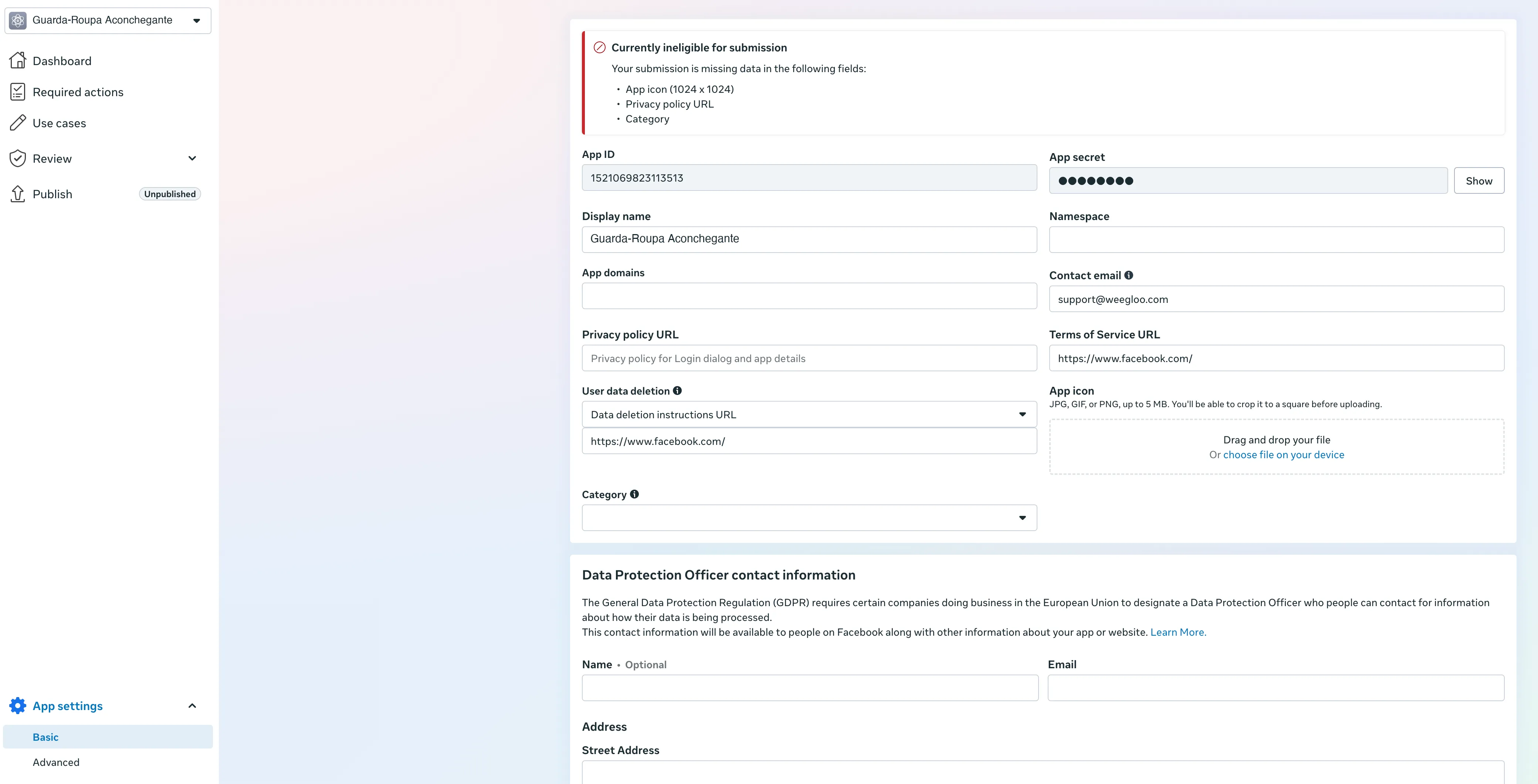 Tela Basic de App settings. O valor do App ID aparece e o App secret está oculto por pontos, com o botão Show à direita